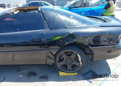 2000 Chevrolet Camaro Z28 из США, поврежденный, VIN 2G1FP22G6Y2120710